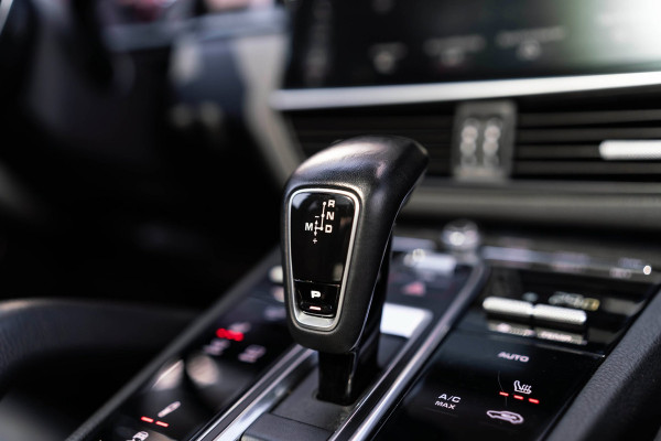 Porsche Cayenne Coupé 3.0 PANO LED LEDER