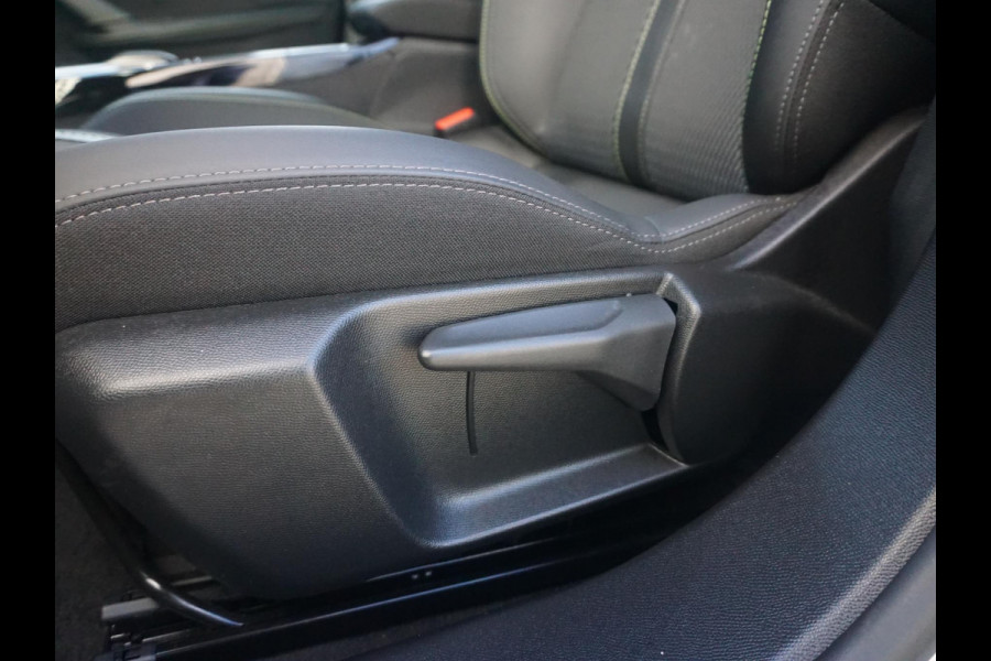 Peugeot 2008 1.2 Hybrid 136 GT 360 Camera