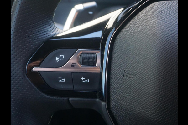 Peugeot 2008 1.2 Hybrid 136 GT 360 Camera