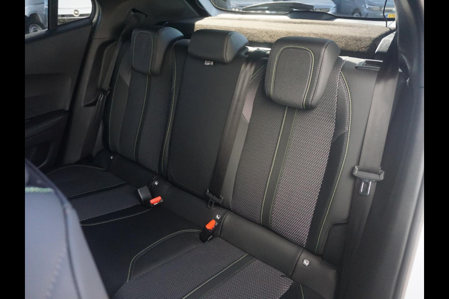 Peugeot 2008 1.2 Hybrid 136 GT 360 Camera