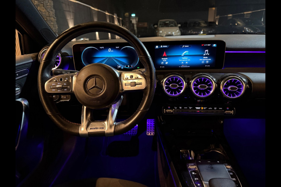 Mercedes-Benz A-Klasse AMG 220 | Pano |Night| Sfeerverlichting |