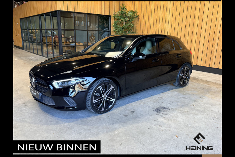 Mercedes-Benz A-Klasse 200 d Business Line Handgeschakeld. Les auto!!! BTW. 60000 km. Camera. Apple-carplay. Navi.