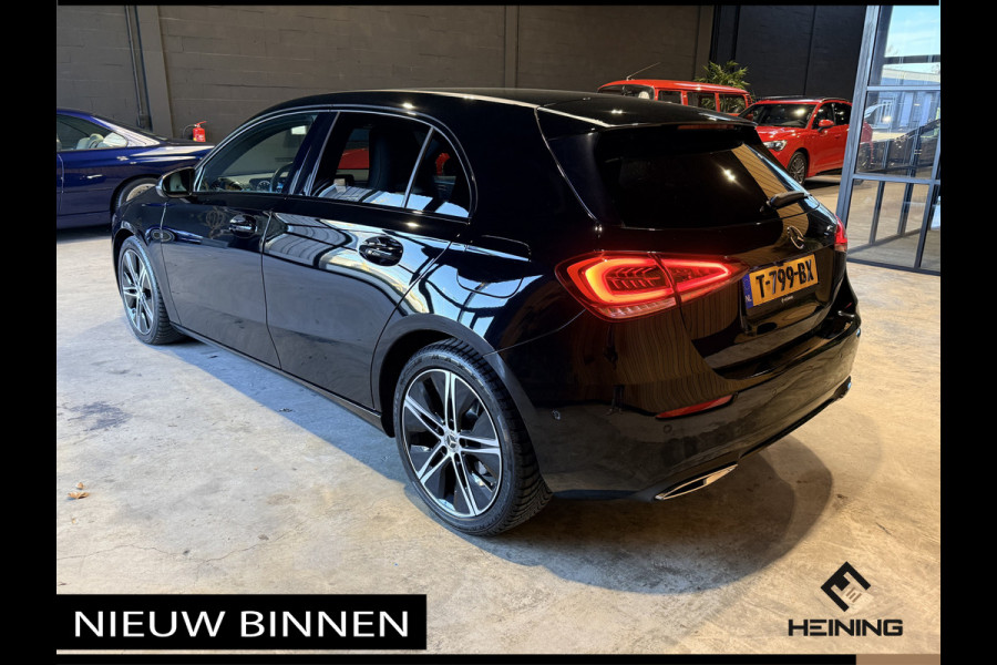 Mercedes-Benz A-Klasse 200 d Business Line Handgeschakeld. Les auto!!! BTW. 60000 km. Camera. Apple-carplay. Navi.