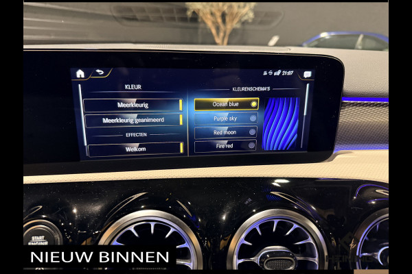 Mercedes-Benz A-Klasse 200 d Business Line Handgeschakeld. Les auto!!! BTW. 60000 km. Camera. Apple-carplay. Navi.