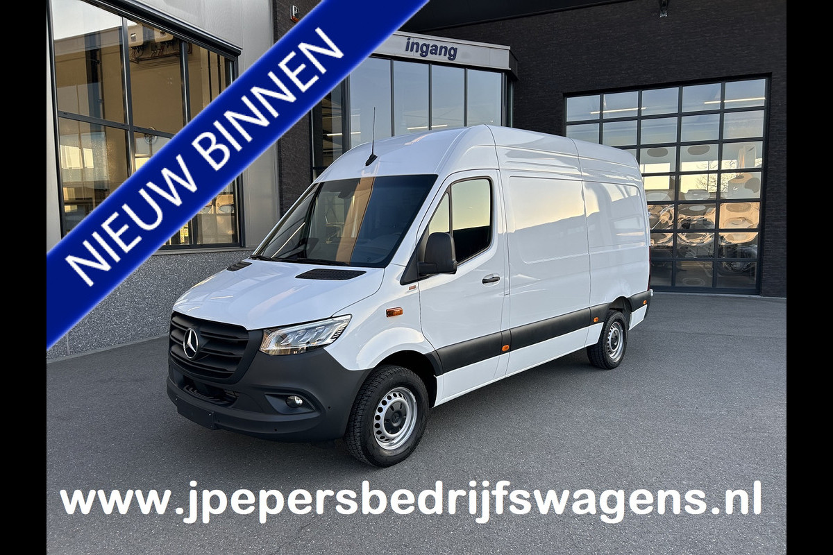 Mercedes-Benz Sprinter 317 CDI L2 H2 Pro LED / MBUX / Navigatie / Camera / Parkeersensoren / Cruise control / Airco / 270 Graden achterdeuren