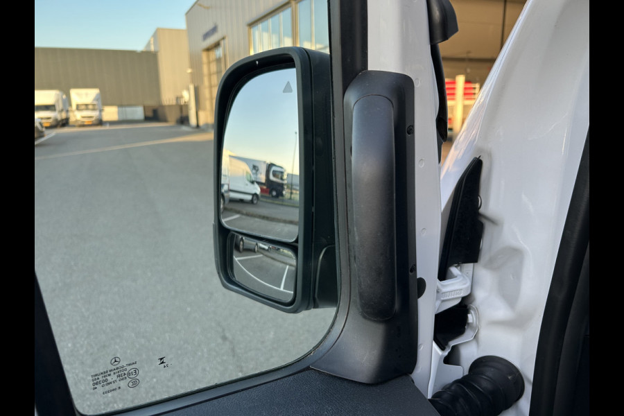 Mercedes-Benz Sprinter 317 CDI L2 H2 Pro LED / MBUX / Navigatie / Camera / Parkeersensoren / Cruise control / Airco / 270 Graden achterdeuren