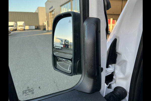 Mercedes-Benz Sprinter 317 CDI L2 H2 Pro LED / MBUX / Navigatie / Camera / Parkeersensoren / Cruise control / Airco / 270 Graden achterdeuren