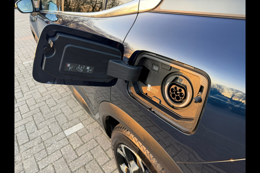 Citroën C5 Aircross 1.6 Plug-in Hybrid Facelift 225 E-EAT8 Feel PACK, Navi / Cruise / Camera / 18".