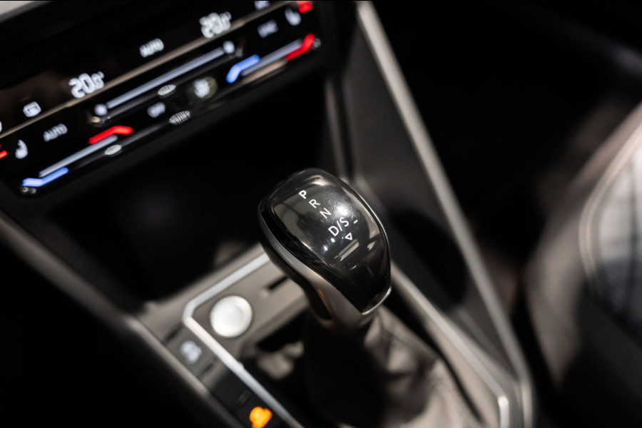 Volkswagen Taigo 1.5 TSI R-Line IQ DSG PANO