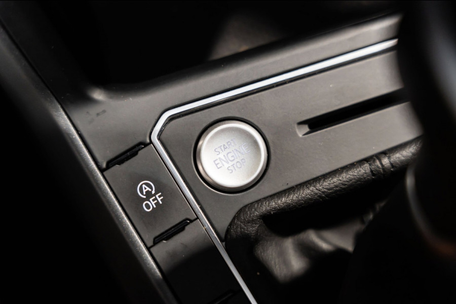 Volkswagen Taigo 1.5 TSI R-Line IQ DSG PANO