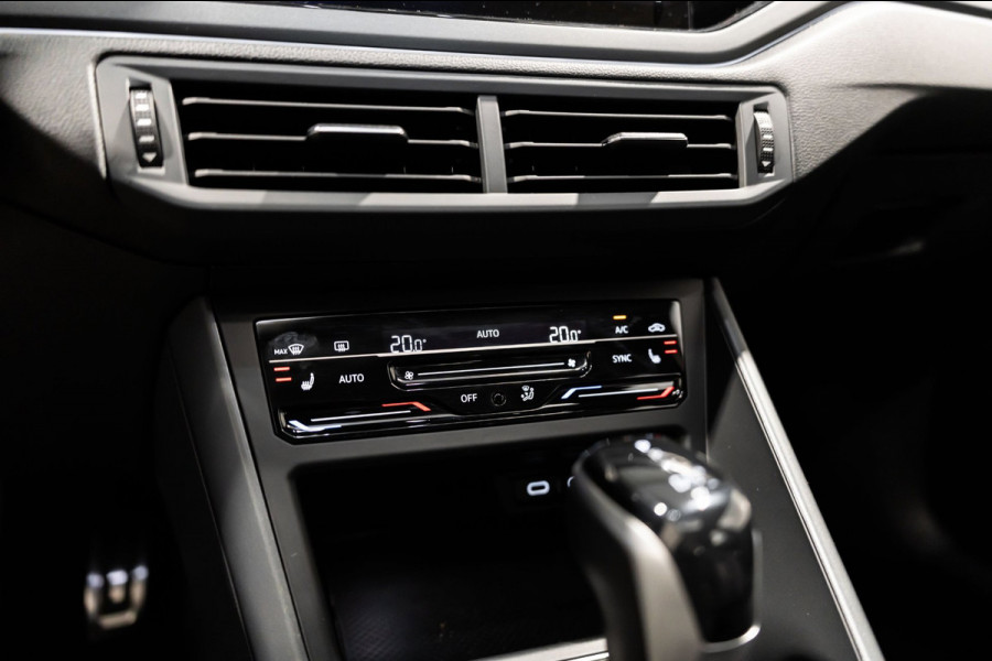 Volkswagen Taigo 1.5 TSI R-Line IQ DSG PANO