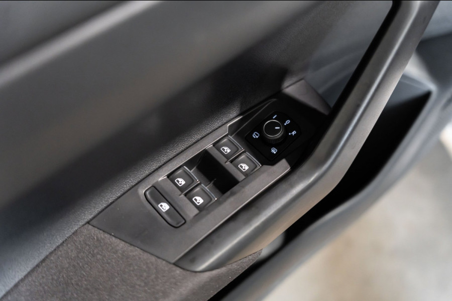 Volkswagen Taigo 1.5 TSI R-Line IQ DSG PANO