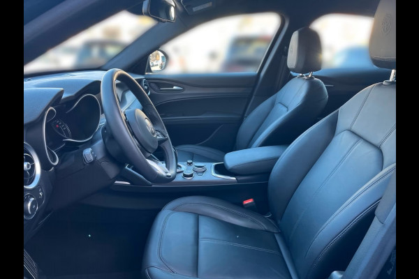 Alfa Romeo Stelvio 2.0T Q4 Ti (206kW/280pk) ** Bi-XENON/LED, LEDER, MEMORY, ACC, 19-inch LMV, KEYLESS ** 1e EIG - 22.136 km - UNFALLFREI ** ** INFORMEER OOK NAAR ONZE AANTREKKELIJKE FINANCIAL-LEASE TARIEVEN **