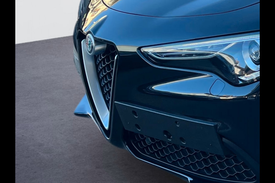 Alfa Romeo Stelvio 2.0T Q4 Ti (206kW/280pk) ** Bi-XENON/LED, LEDER, MEMORY, ACC, 19-inch LMV, KEYLESS ** 1e EIG - 22.136 km - UNFALLFREI ** ** INFORMEER OOK NAAR ONZE AANTREKKELIJKE FINANCIAL-LEASE TARIEVEN **