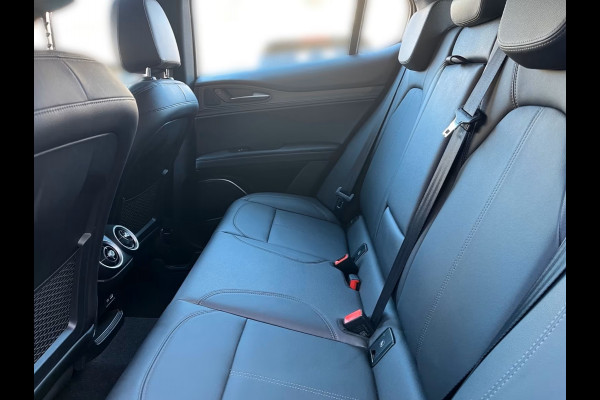 Alfa Romeo Stelvio 2.0T Q4 Ti (206kW/280pk) ** Bi-XENON/LED, LEDER, MEMORY, ACC, 19-inch LMV, KEYLESS ** 1e EIG - 22.136 km - UNFALLFREI ** ** INFORMEER OOK NAAR ONZE AANTREKKELIJKE FINANCIAL-LEASE TARIEVEN **