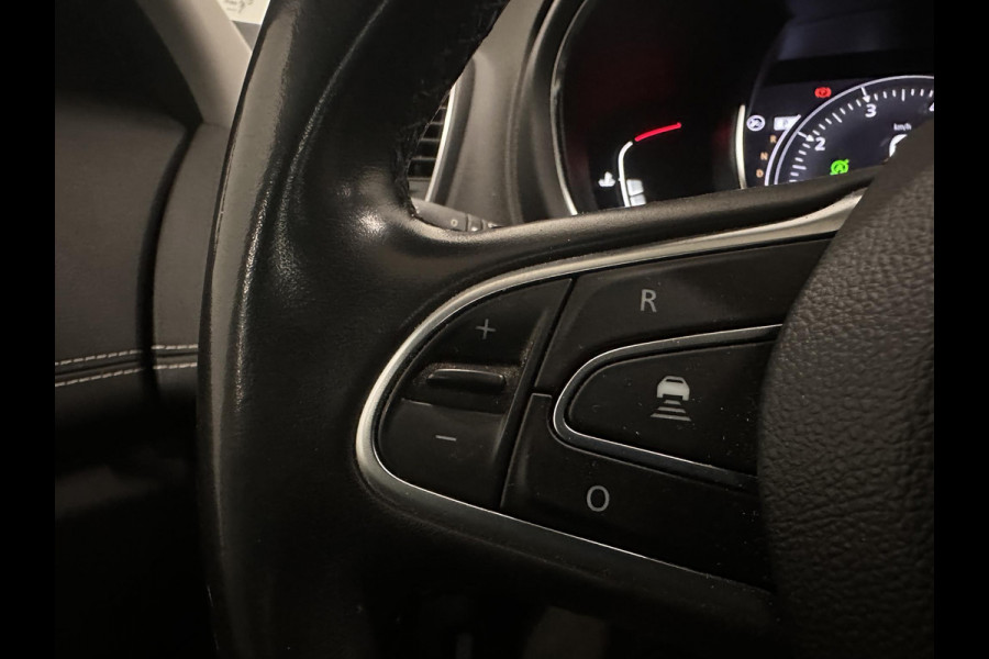 Renault Scénic 1.3 TCe Bose Full Options! Panoramadak Airco ECC Navi Carplay Full LED 7-Persoons 20" BOSE Premium Audio Head Up Display Trekhaak