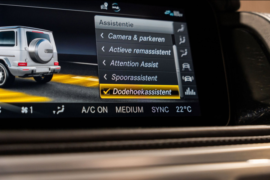 Mercedes-Benz G-Klasse 63 G63 Olive Green BTW Panodak BURMESTER STOELKOELING