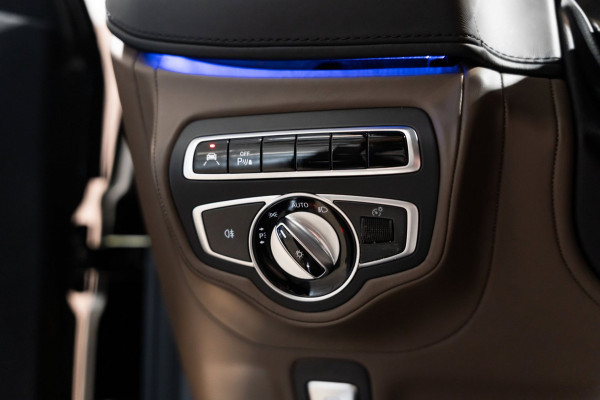 Mercedes-Benz G-Klasse 63 G63 Olive Green BTW Panodak BURMESTER STOELKOELING