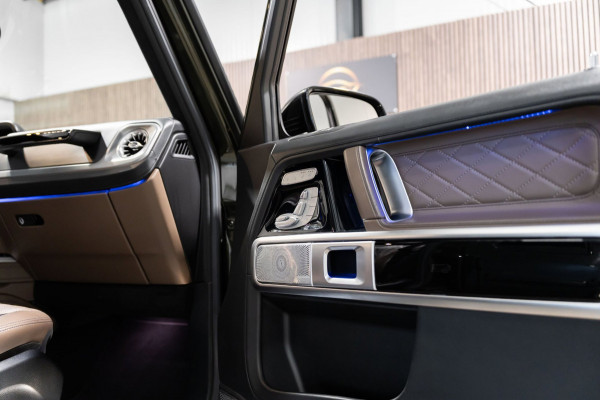 Mercedes-Benz G-Klasse 63 G63 Olive Green BTW Panodak BURMESTER STOELKOELING