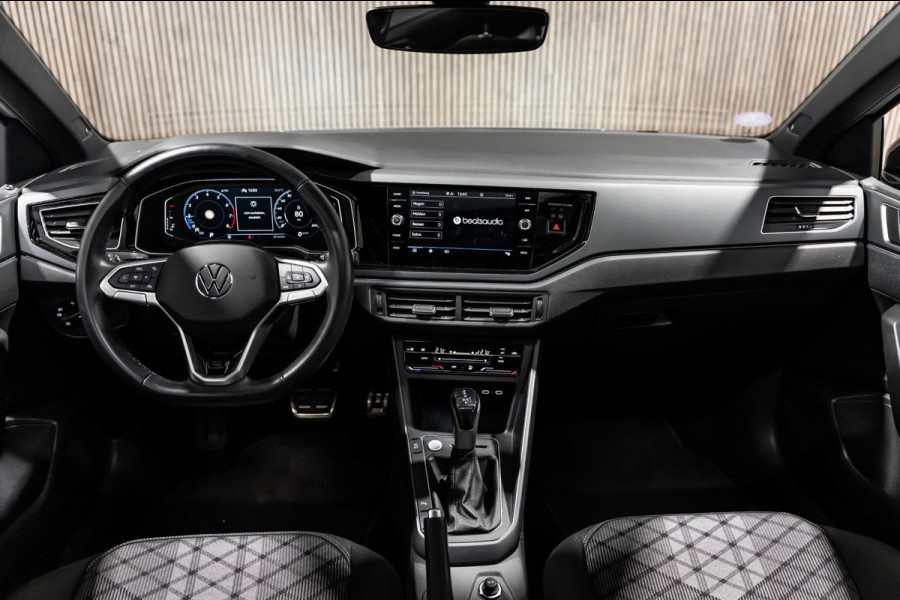 Volkswagen Taigo 1.0 TSI R-Line DSG IQ PANO CAMERA