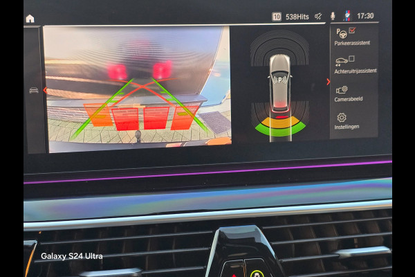 BMW 5 Serie Touring 520i Business Edition Plus / NAP / Aut / Camera / Memory / Leder / Navi / Led / Pdc / Allu Velgen