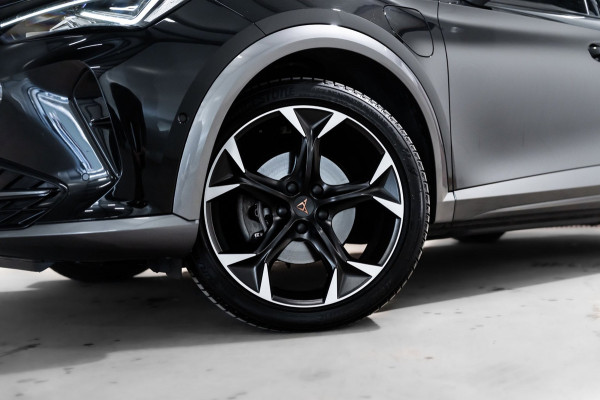 CUPRA Formentor 1.4 e-Hybrid Performance PANO LED CAMERA LEDER