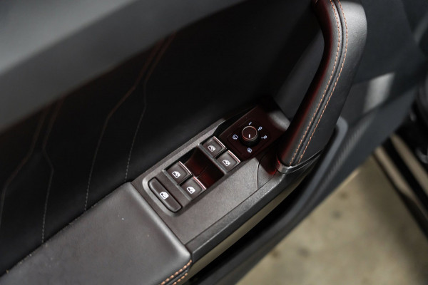 CUPRA Formentor 1.4 e-Hybrid Performance PANO LED CAMERA LEDER