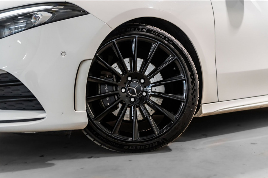 Mercedes-Benz A-Klasse 220 Limo PANO LED SFEERVERLICHTING