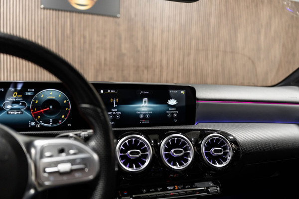 Mercedes-Benz A-Klasse 220 Limo PANO LED SFEERVERLICHTING