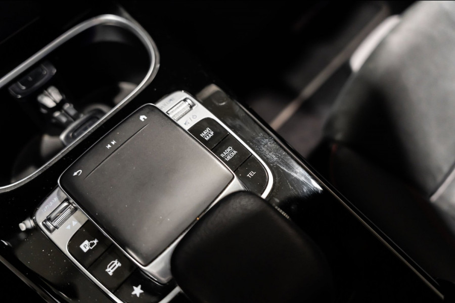 Mercedes-Benz A-Klasse 220 Limo PANO LED SFEERVERLICHTING