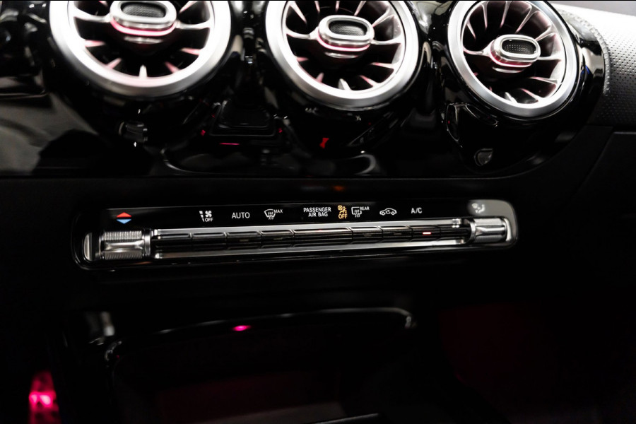 Mercedes-Benz A-Klasse 220 Limo PANO LED SFEERVERLICHTING