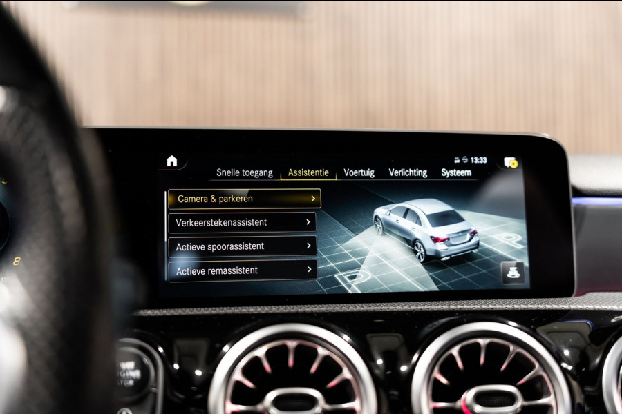 Mercedes-Benz A-Klasse 220 Limo PANO LED SFEERVERLICHTING