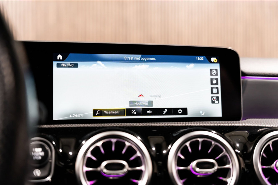 Mercedes-Benz A-Klasse 220 Limo PANO LED SFEERVERLICHTING