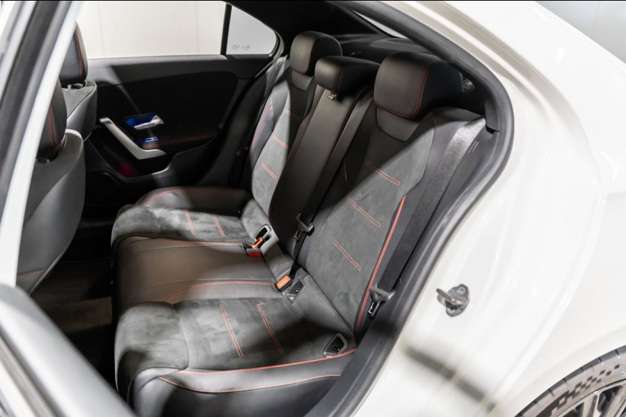 Mercedes-Benz A-Klasse 220 Limo PANO LED SFEERVERLICHTING