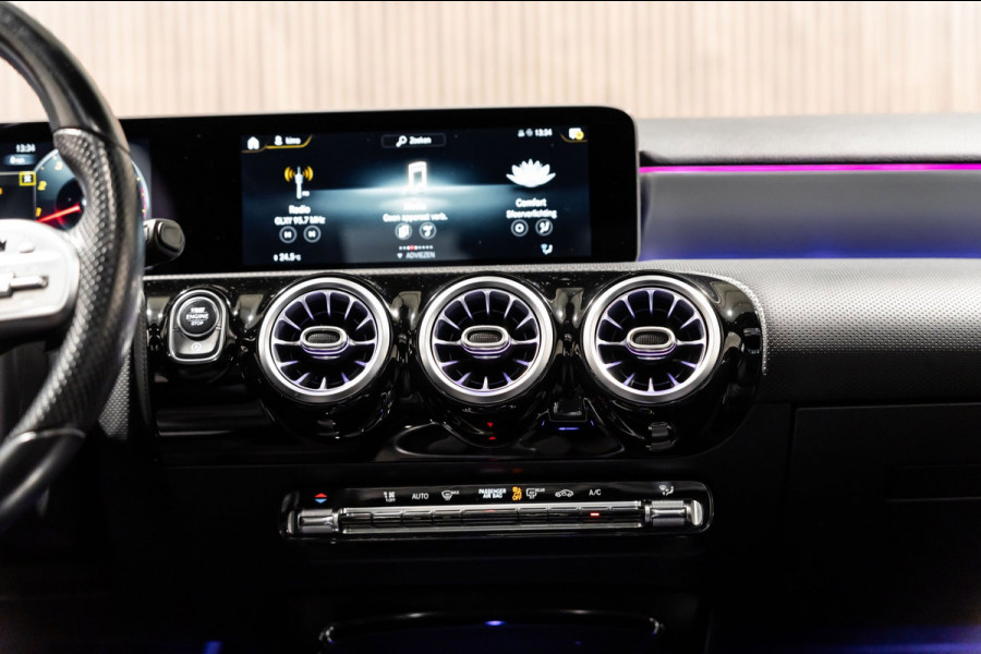 Mercedes-Benz A-Klasse 220 Limo PANO LED SFEERVERLICHTING