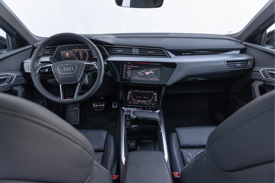 Audi SQ8 e-tron Sportback 504pk Quattro Pano S-stoelen HuD B&O 22'' ACC