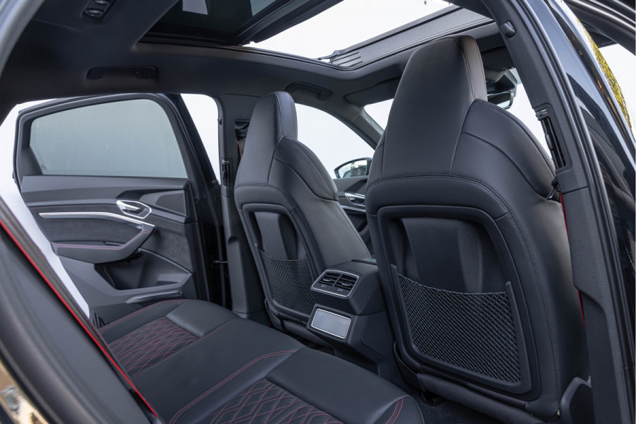 Audi SQ8 e-tron Sportback 504pk Quattro Pano S-stoelen HuD B&O 22'' ACC