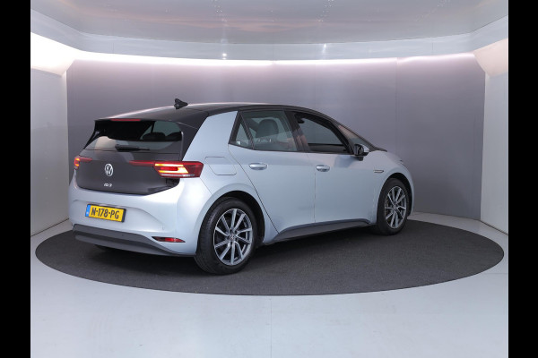 Volkswagen ID.3 Pure 45 kWh 150pk| SoH 94% | trekhaak afn.kogel| Navi| stuur en voorstoelen verwarmd| Interieur voorverwarming|