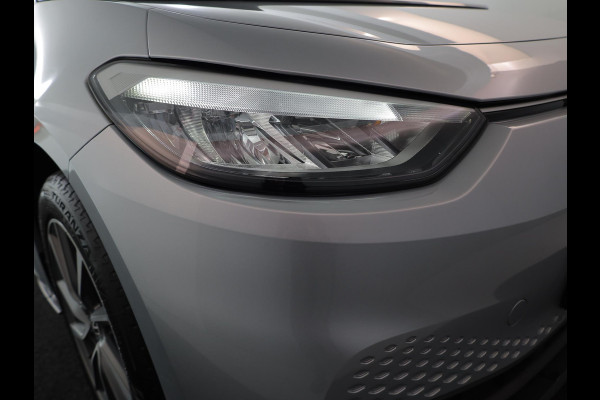 Volkswagen ID.3 Pure 45 kWh 150pk| SoH 94% | trekhaak afn.kogel| Navi| stuur en voorstoelen verwarmd| Interieur voorverwarming|
