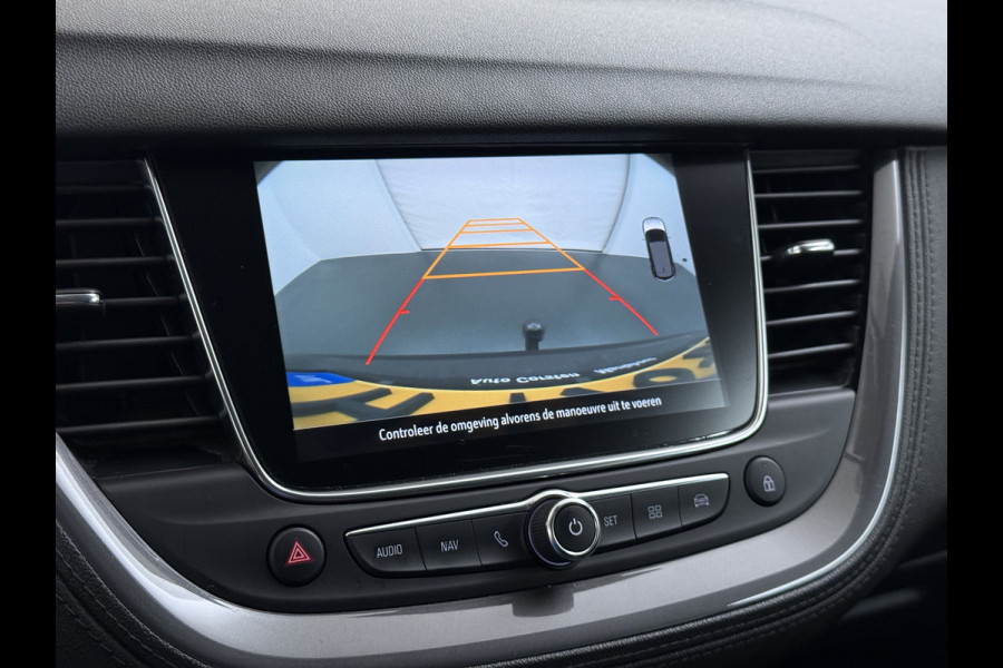 Opel Grandland X T 131PK AUT-8 Trekhaak Navi Camera Ecc Apple Carplay Android Auto Pdc Business Executive Elek.Achterklep Bi-Coulour AGR-Comfort Stoel Lane Assist Isofix Lmv Zwart Dak Keyless Origineel Nederlandse Auto