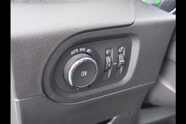 Opel Grandland X T 131PK AUT-8 Trekhaak Navi Camera Ecc Apple Carplay Android Auto Pdc Business Executive Elek.Achterklep Bi-Coulour AGR-Comfort Stoel Lane Assist Isofix Lmv Zwart Dak Keyless Origineel Nederlandse Auto