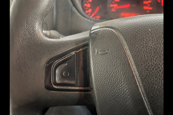 Renault Master T35 2.3 dCi `131PK euro6 L2H2 Airco, Cruise Control, Navigatie, Trekhaak, Imperiaal