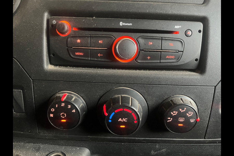 Renault Master T35 2.3 dCi `131PK euro6 L2H2 Airco, Cruise Control, Navigatie, Trekhaak, Imperiaal