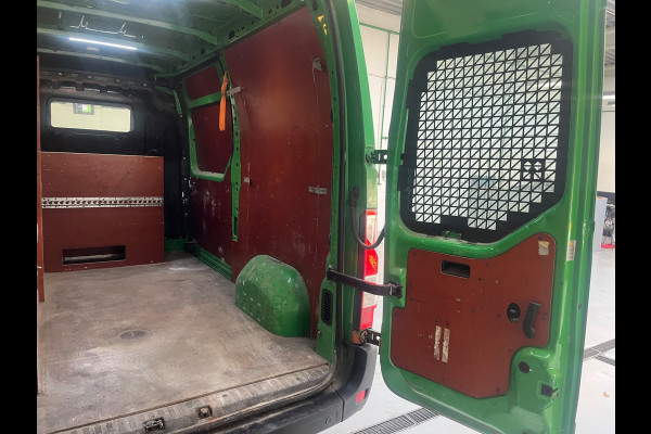 Renault Master T35 2.3 dCi `131PK euro6 L2H2 Airco, Cruise Control, Navigatie, Trekhaak, Imperiaal