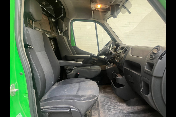 Renault Master T35 2.3 dCi `131PK euro6 L2H2 Airco, Cruise Control, Navigatie, Trekhaak, Imperiaal