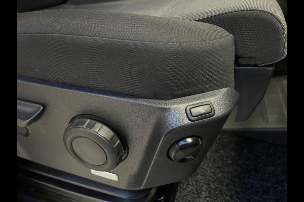 Volkswagen Crafter Automaat DSG 35 2.0 TDI 177pk euro6 L3H3 Highline, 2xMassage stoel, Airco, Navigatie, Trekhaak, RIJKLAARPRIJS!