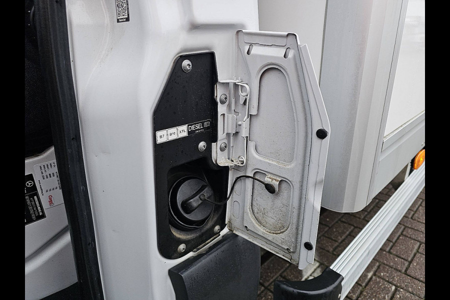 Mercedes-Benz Sprinter 315 1.9 CDI L2H2 Bakwagen Laadklep Zijdeur Spoiler Euro6 150pk Mbux + Carplay!