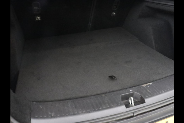 Aiways U5 63 kWh Premium | Panoramadak | Leder | Stoelverwarming | Adaptive cruise | Carplay | 360 camera | Full LED | Keyless