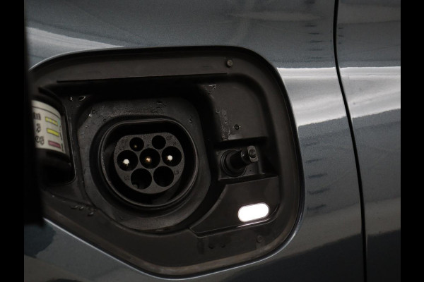 CUPRA Leon 1.4 eHybrid | Stoelverwarming | Adaptive cruise | Navigatie | Carplay | Sportstoelen | Stuurverwarming | Parkeerhulp | Full LED | Keyless | Half leder | PHEV | Plug In