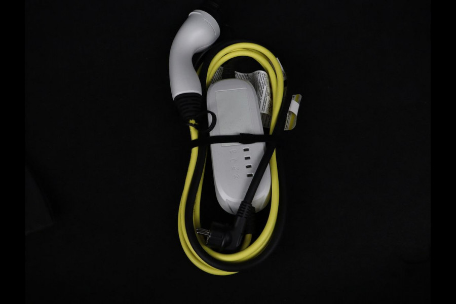 CUPRA Leon 1.4 eHybrid | Stoelverwarming | Adaptive cruise | Navigatie | Carplay | Sportstoelen | Stuurverwarming | Parkeerhulp | Full LED | Keyless | Half leder | PHEV | Plug In